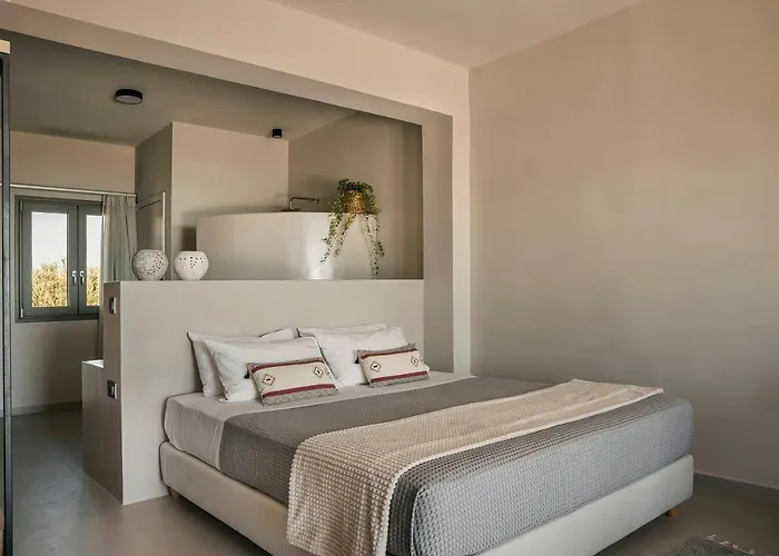 Votsalo Suite-grand Blue * Lixouri