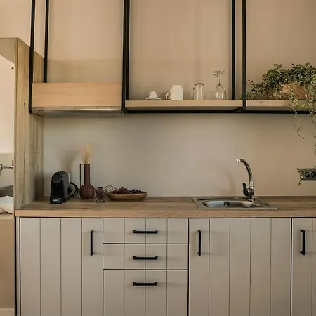 Votsalo Suite-grand Blue * Lixouri