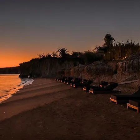 Votsalo Suite-grand Blue Lixouri